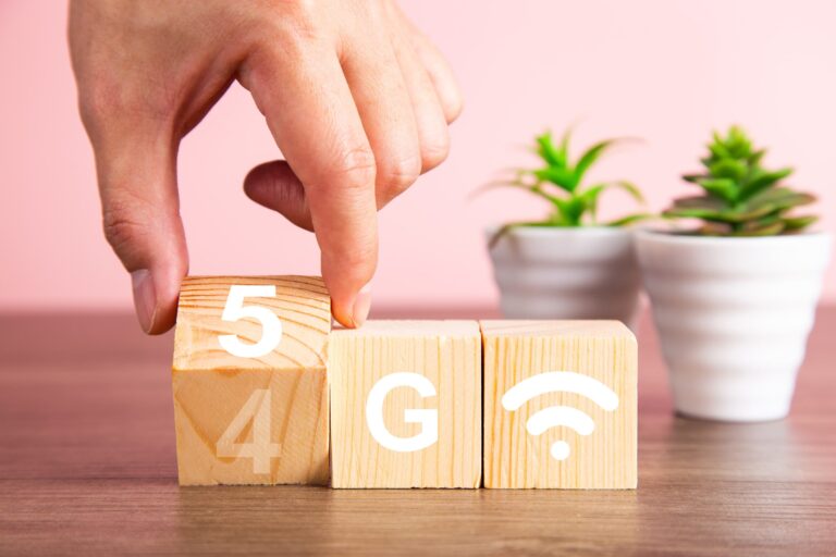 5G Revolution: Transforming the Way We Connect and Communicate